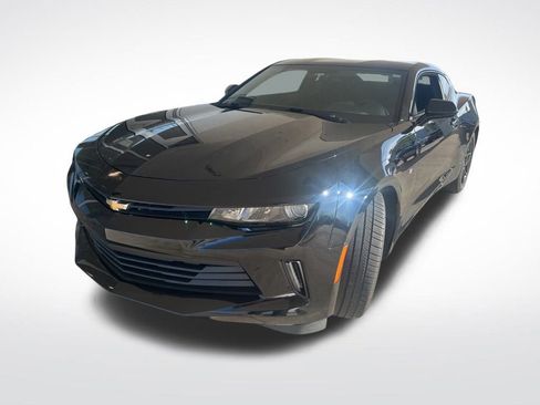 Used 2016 Chevrolet Camaro LT image 3