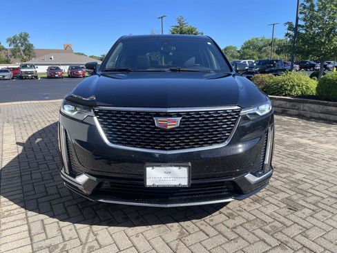 Used 2024 Cadillac XT6 Premium Luxury w/ LPO, Floor Liner Package AWD/4WD image 8