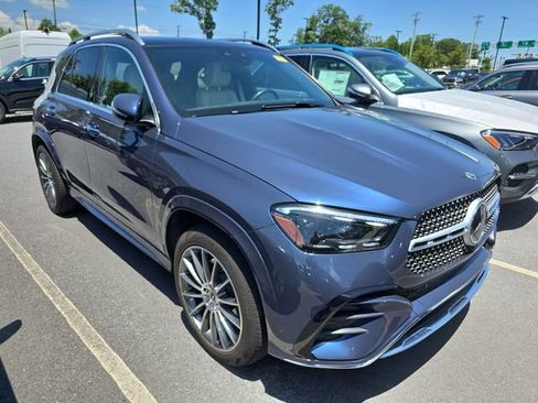 Used 2024 Mercedes-Benz GLE 450e 4MATIC image 1
