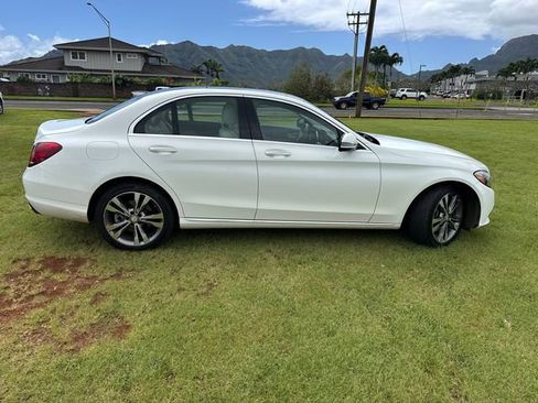 Used 2016 Mercedes-Benz C 300 4MATIC Sedan image 8