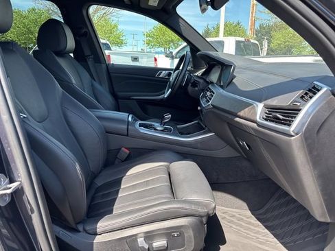 Used 2022 BMW X5 xDrive40i AWD/4WD image 13