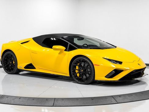 Used 2022 Lamborghini Huracan EVO RWD image 39