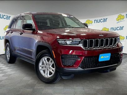 Used 2023 Jeep Grand Cherokee Laredo w/ Luxury Tech Group I