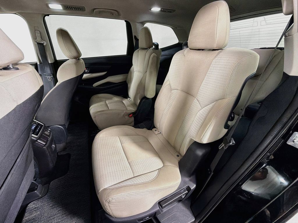 Used 2019 Subaru Ascent Premium AWD/4WD image 18