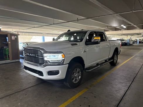 Used 2024 RAM 2500 Laramie w/ Safety Group AWD/4WD image 1