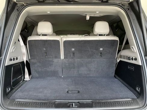 Used 2022 Jeep Wagoneer Series III w/ Convenience Group I image 8