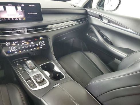 Used 2023 INFINITI QX60 Sensory w/ Cargo Package image 17