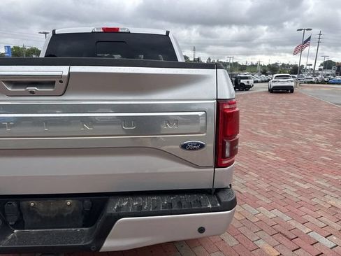 Used 2017 Ford F150 Platinum w/ Equipment Group 701A Luxury AWD/4WD image 11