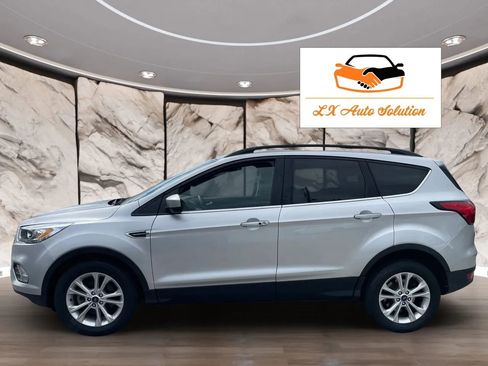 Used 2019 Ford Escape SEL FWD image 13