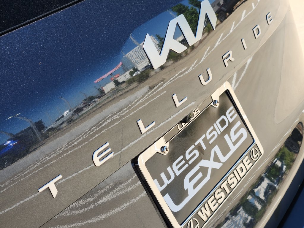 Used 2024 Kia Telluride SX FWD image 11