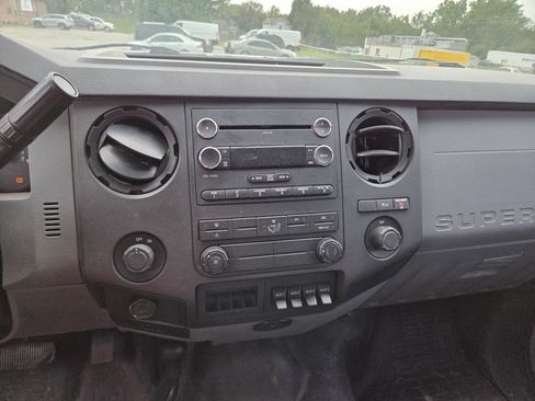 Used 2012 Ford F250 XL AWD/4WD image 15