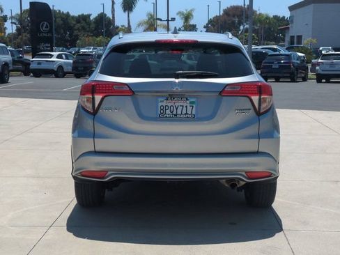 Used 2019 Honda HR-V Touring image 6