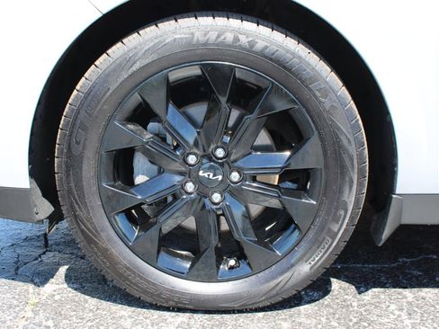 Used 2024 Kia Carnival SX Prestige FWD image 52