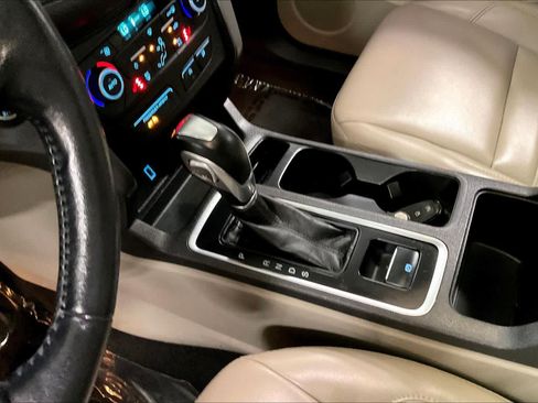 Used 2019 Ford Escape SEL AWD/4WD image 17