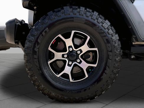 Used 2020 Jeep Wrangler Unlimited Rubicon w/ LED Lighting Group AWD/4WD image 10
