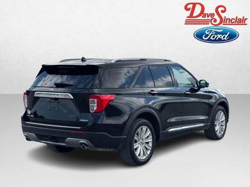 Used 2024 Ford Explorer Limited w/ Equipment Group 301A AWD/4WD image 7