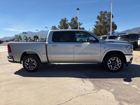 New 2026 RAM 1500 Laramie AWD/4WD image 4