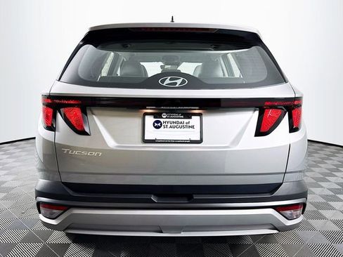 New 2026 Hyundai Tucson SE image 6