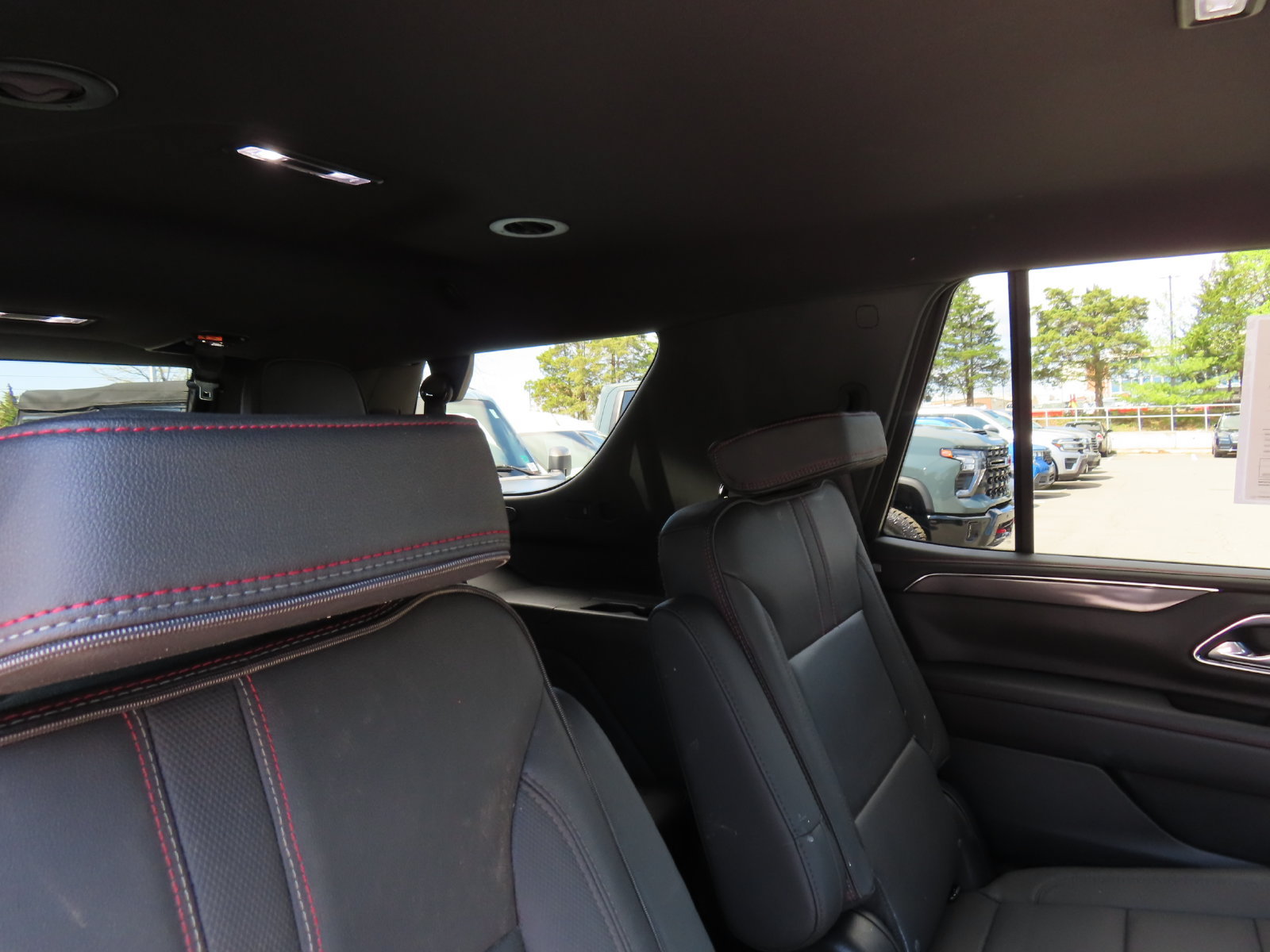 Used 2023 Chevrolet Tahoe RST w/ Luxury Package AWD/4WD image 35