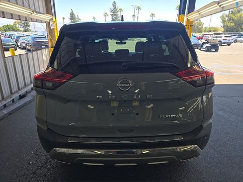 Used 2023 Nissan Rogue Platinum w/ Platinum Premium Package FWD image 5