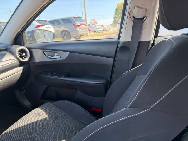 Used 2021 Kia Forte Sedan FWD image 14