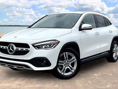 Used 2022 Mercedes-Benz GLA 250 4MATIC w/ Premium Package Lite