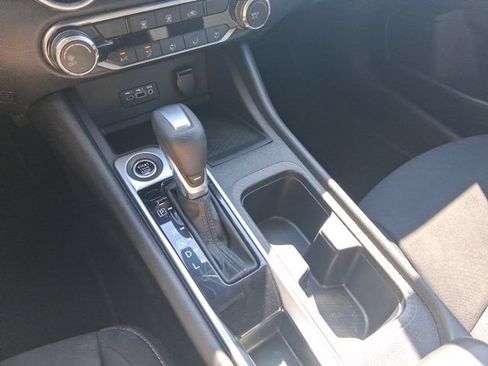 Used 2022 Nissan Sentra SV FWD image 22
