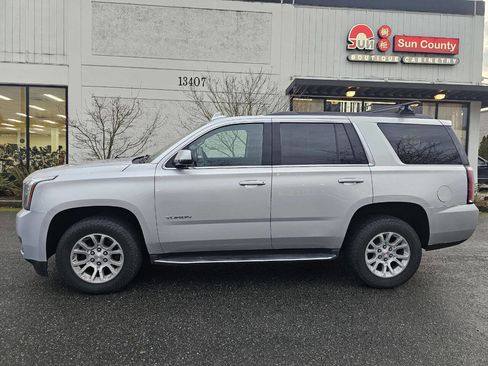 Used 2017 GMC Yukon SLE image 4