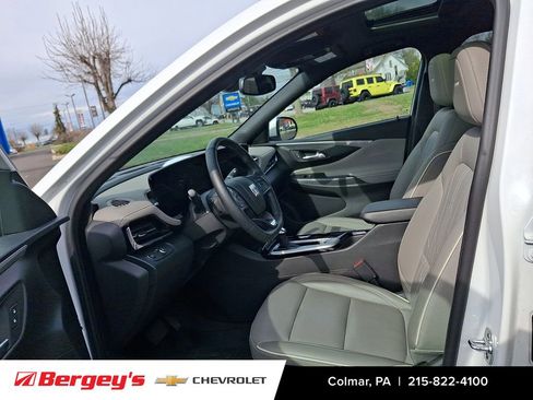 Certified 2025 Buick Envista Avenir image 16