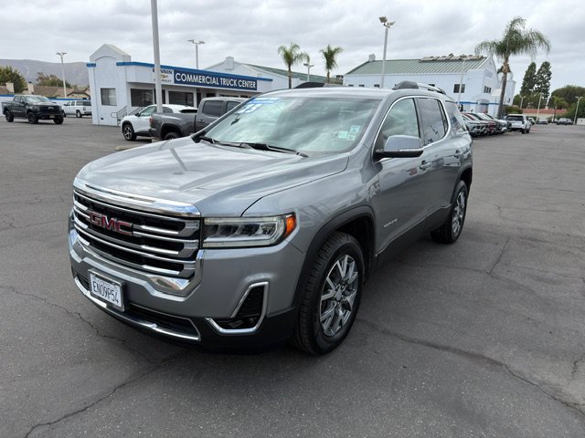 Used 2023 GMC Acadia SLT AWD/4WD image 4