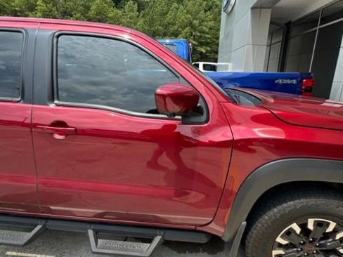 Used 2023 Nissan Frontier PRO-4X w/ Pro Convenience Package AWD/4WD image 43