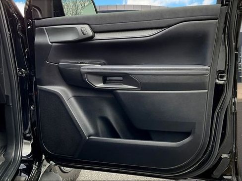 Used 2025 Ford Ranger Raptor image 17