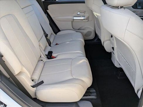 Certified 2025 Mercedes-Benz GLB 250 image 19