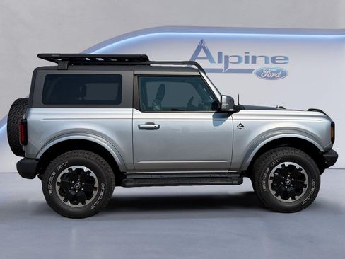 Used 2021 Ford Bronco Outer Banks AWD/4WD image 8