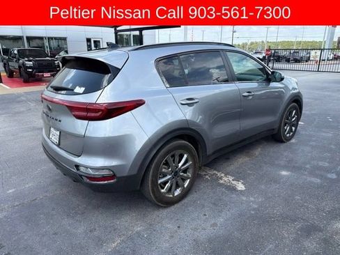 Used 2021 Kia Sportage S w/ S FWD Premium Package image 2