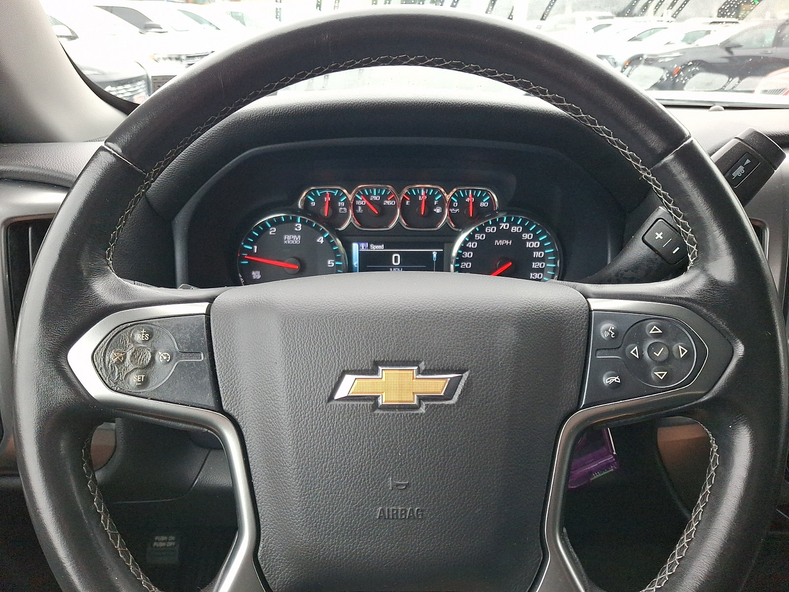 Used 2018 Chevrolet Silverado 1500 LT w/ LT Eassist Package AWD/4WD image 17
