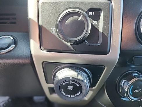 Used 2017 Ford F150 Lariat image 7