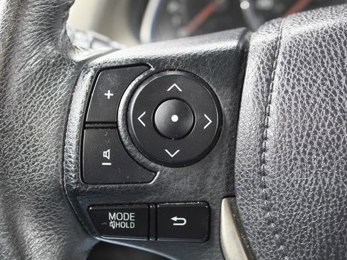 Used 2014 Toyota RAV4 Limited image 12