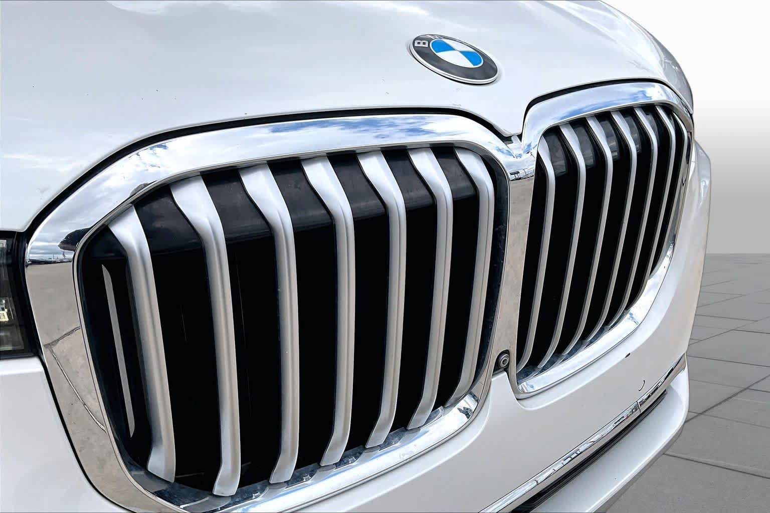 Used 2020 BMW X7 xDrive40i w/ Executive Package AWD/4WD image 30