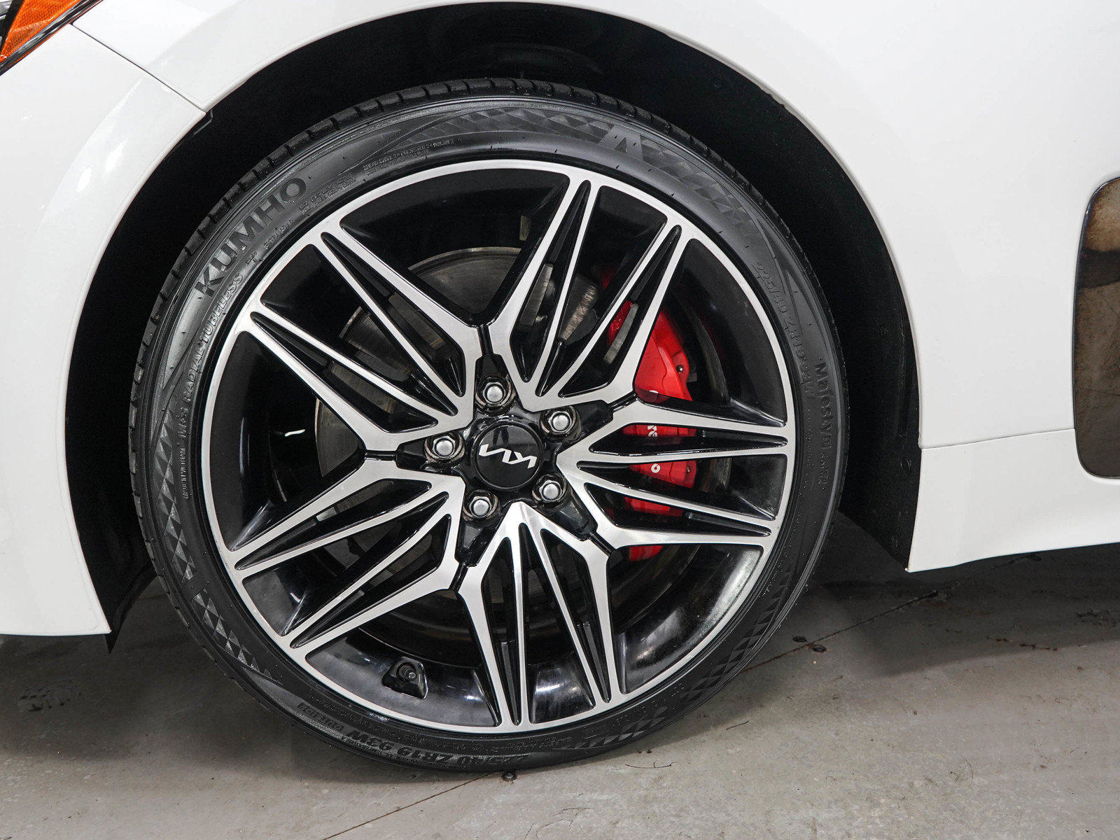 Used 2022 Kia Stinger GT2 AWD/4WD image 31