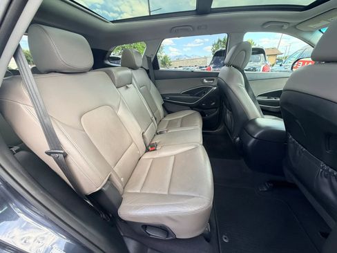 Used 2017 Hyundai Santa Fe FWD w/ SE Ultimate Tech Package 03 image 25