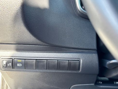 Certified 2025 Toyota Corolla XSE image 29