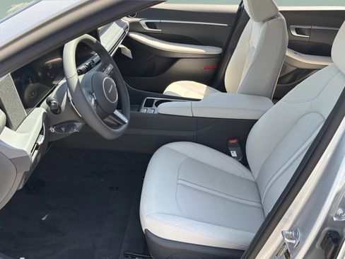 New 2026 Hyundai Sonata SEL FWD image 19