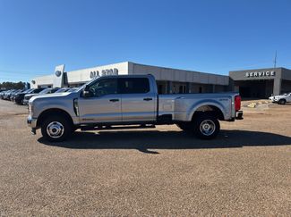 Used 2024 Ford F350 XLT video 2