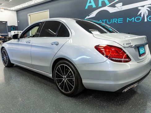 Used 2021 Mercedes-Benz C 300 Sedan w/ Premium Package image 9