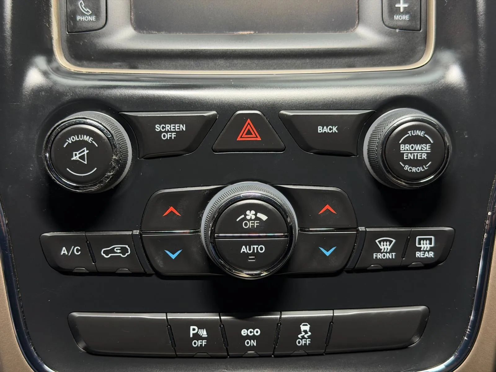 Used 2014 Jeep Grand Cherokee Limited RWD image 34