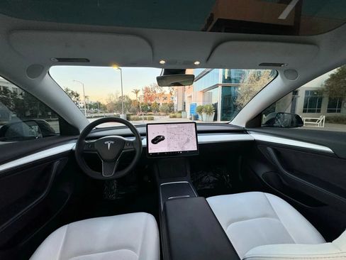 Used 2023 Tesla Model 3 Standard Range RWD image 8