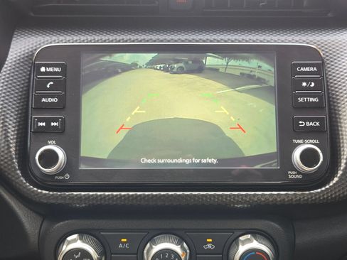 Used 2024 Nissan Kicks SV FWD image 17