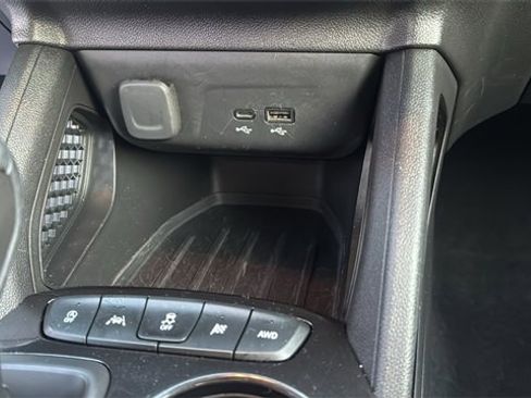 Used 2024 Chevrolet TrailBlazer LT image 19