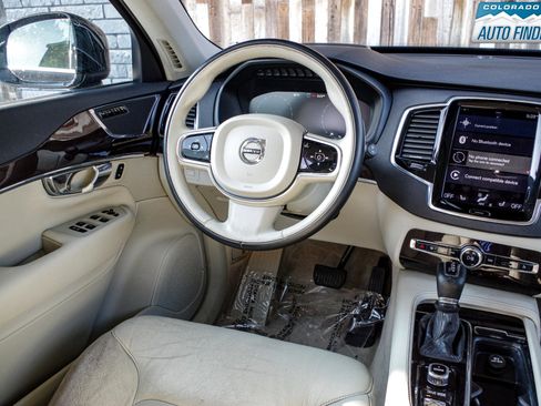 Used 2016 Volvo XC90 T6 Momentum image 18